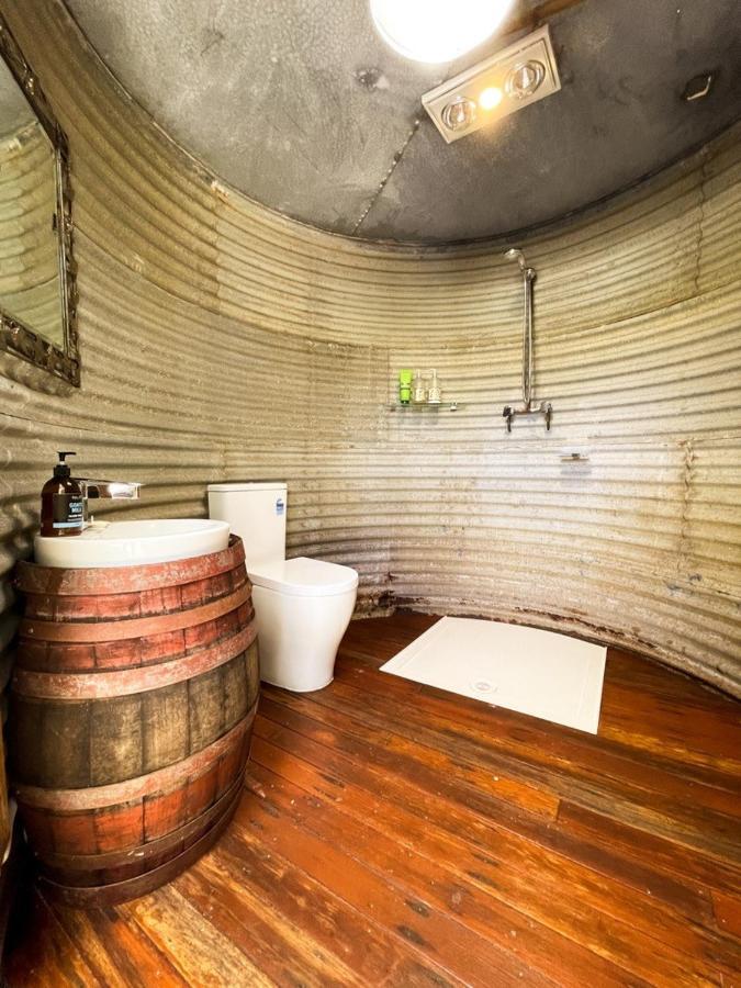 Luxury tent Luxury 6 Metre Bell Tent & Outdoor Bathroom, Wifi, Tv And Firepit, Coodanup